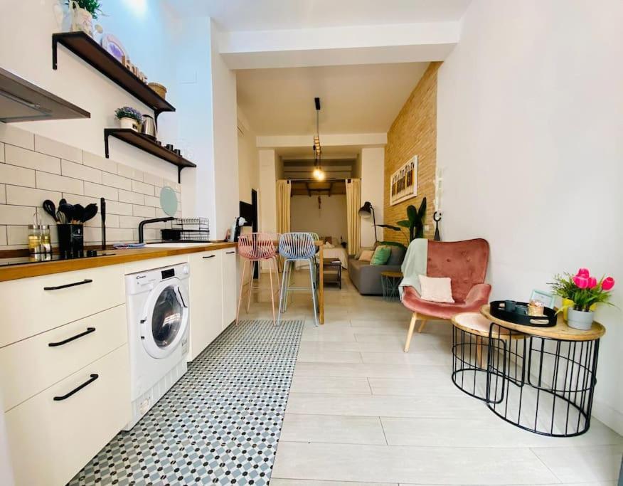 Appartement Beautiful Loft In The Heart Of Ruzafa, Soho à Valence Extérieur photo